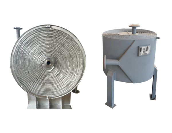 <b>螺旋板式换热器 是一种高效换热器设备,适用汽－汽、汽－液、液－液，对液传热 。 它适用于化学、石油、溶剂、医药、食品、轻工、纺织、冶金、轧钢、焦化等行业。按 结构形式可</b>